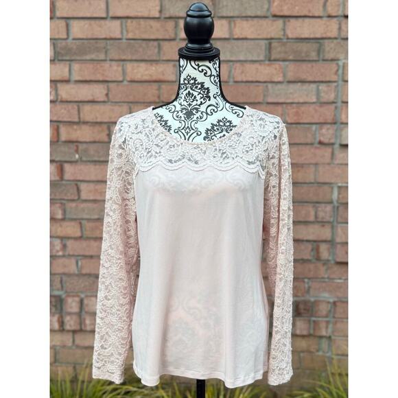 Calvin Klein Tops - EUC Women's Calvin Klein Beautiful Pink Top w/ Lace Sz Large